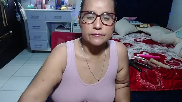 pervert mommy  online show from June 11, 9:51 am