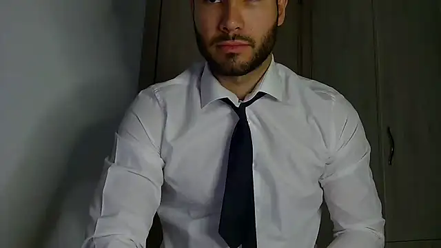 Justynn1 online show from September 30, 9:31 pm