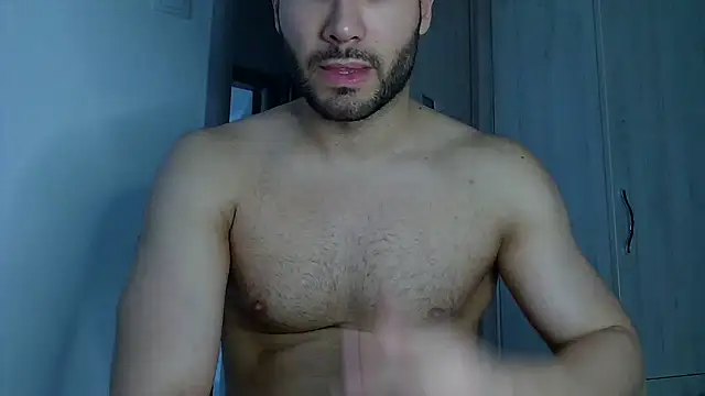 Snapshot of Justynn1 chatting on June 12, 4:55 am Justynn1 online show from June 12, 4:55 am