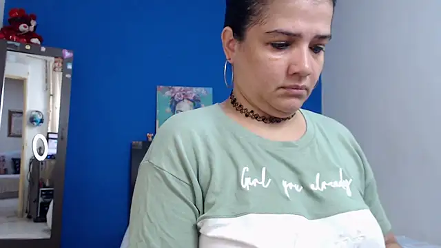 Snapshot of GlendaStarx chatting on May 24, 3:50 pm GlendaStarx online show from May 24, 3:50 pm