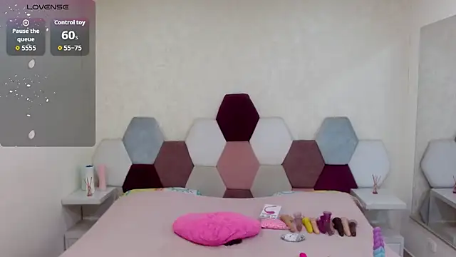 angel blue online show from October 14, 4:52 pm