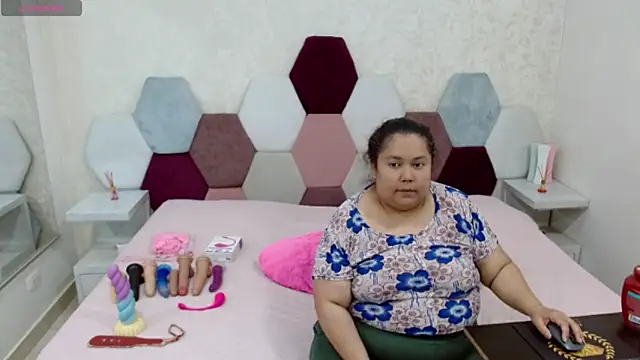 angel blue online show from June 11, 2:59 pm