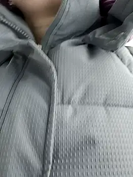 Snapshot of Frost_foxy chatting on December 15, 7:57 am Frost foxy online show from December 15, 7:57 am