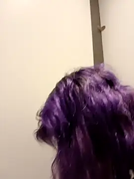 Snapshot of Frost_foxy chatting on January 11, 9:04 am Frost foxy online show from January 11, 9:04 am