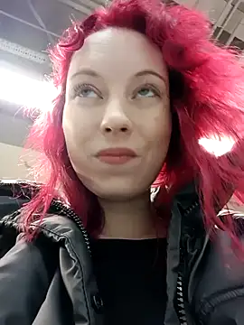 Snapshot of Frost_foxy chatting on March 9, 9:02 am Frost foxy online show from March 9, 9:02 am