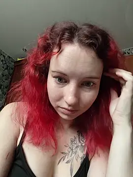 Snapshot of Frost_foxy chatting on November 20, 4:12 am Frost foxy online show from November 20, 4:12 am