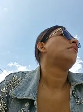 DAELAA online show from February 2, 7:04 pm