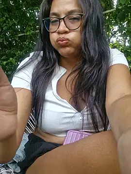 DAELAA online show from February 4, 9:52 pm