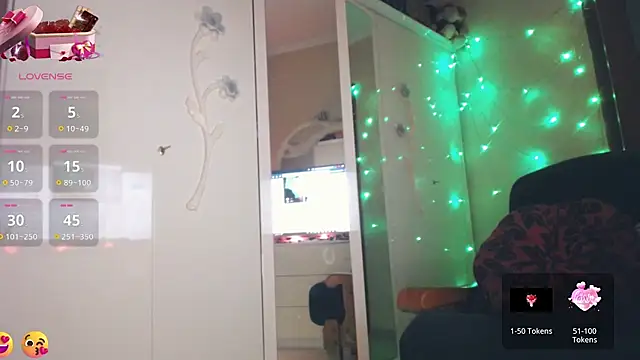 icelady77 online show from January 19, 6:32 pm