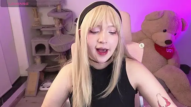 KuroChan420 online show from February 1, 2:10 am