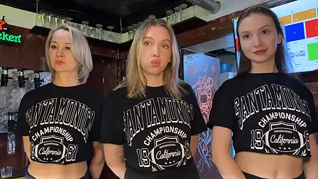 Snapshot of dirtypub chatting on November 16, 12:33 pm dirtypub online show from November 16, 12:33 pm