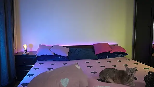 TiffanyPierce online show from November 27, 9:28 pm