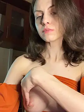 Snapshot of MissAnuta chatting on November 1, 2:46 am MissAnuta online show from November 1, 2:46 am