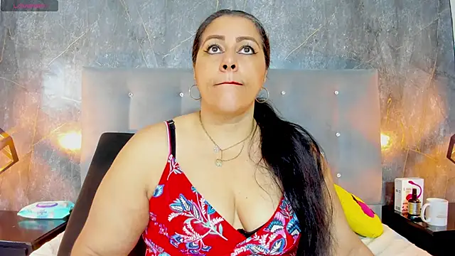 SexxyPamela online show from November 30, 1:04 pm