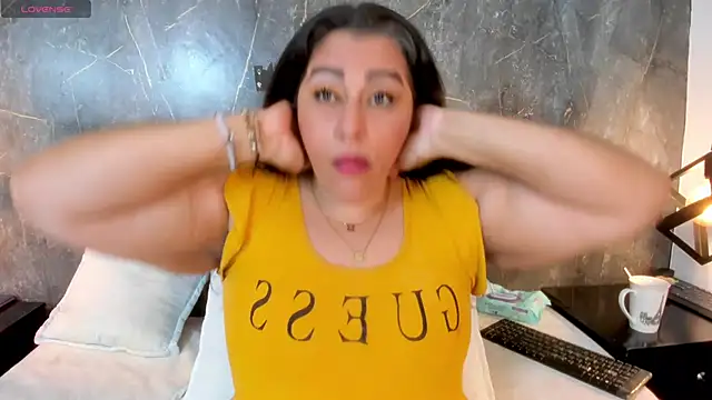 Snapshot of SexxyPamela chatting on July 27, 7:32 pm SexxyPamela online show from July 27, 7:32 pm