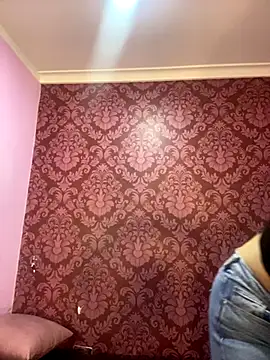 Snapshot of juliana_diaz chatting on November 22, 11:20 am juliana diaz online show from November 22, 11:20 am