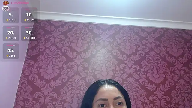 Snapshot of juliana_diaz chatting on June 9, 11:33 am juliana diaz online show from June 9, 11:33 am