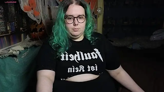 Snapshot of JannetPie chatting on November 9, 1:04 am JannetPie online show from November 9, 1:04 am