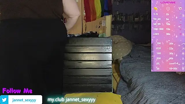 JannetPie online show from August 2, 5:50 am