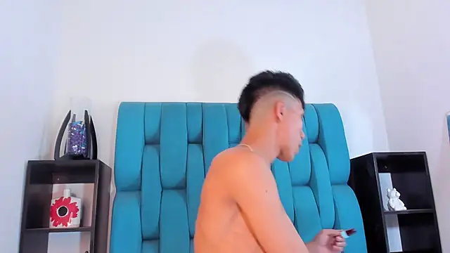 AlanNaughty online show from January 18, 6:34 am