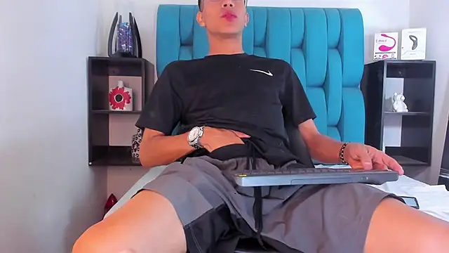 AlanNaughty online show from January 19, 11:01 am