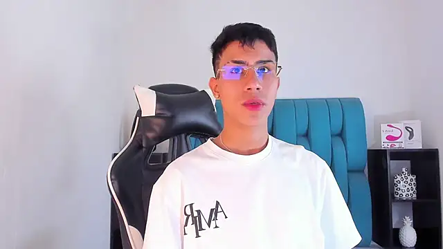 AlanNaughty online show from January 23, 10:01 pm