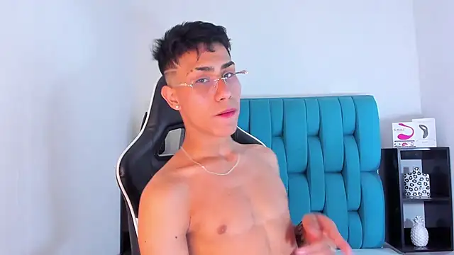 AlanNaughty online show from January 26, 9:07 pm