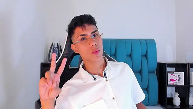 AlanNaughty online show from February 5, 8:57 pm