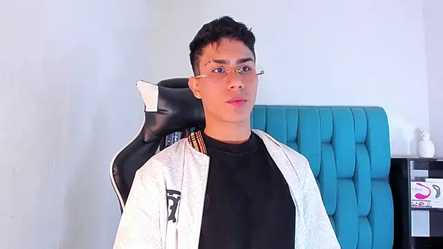 AlanNaughty online show from March 3, 8:32 pm