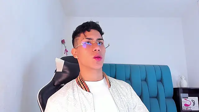 AlanNaughty online show from March 11, 7:58 pm