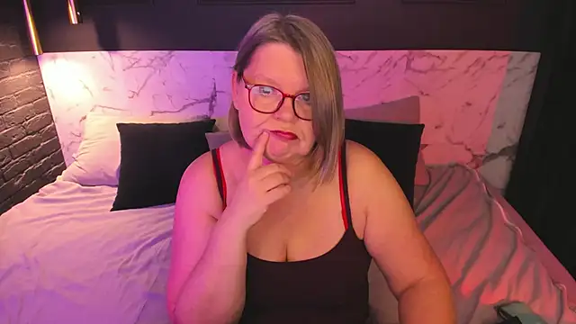 Shannonshine online show from November 24, 1:22 pm