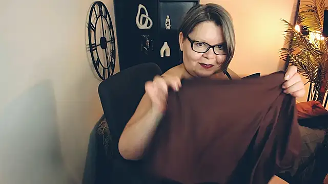 Shannonshine online show from March 3, 1:50 pm