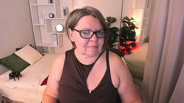 Shannonshine online show from June 12, 8:13 am