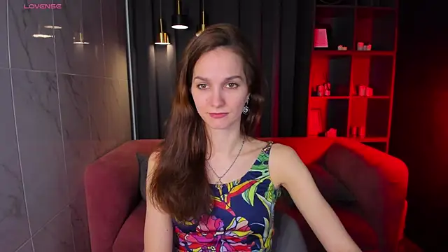 Snapshot of MirandaGlow chatting on March 21, 8:50 am MirandaGlow online show from March 21, 8:50 am