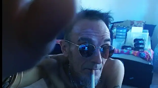 Snapshot of mycock2474u chatting on March 3, 4:56 pm mycock2474u online show from March 3, 4:56 pm