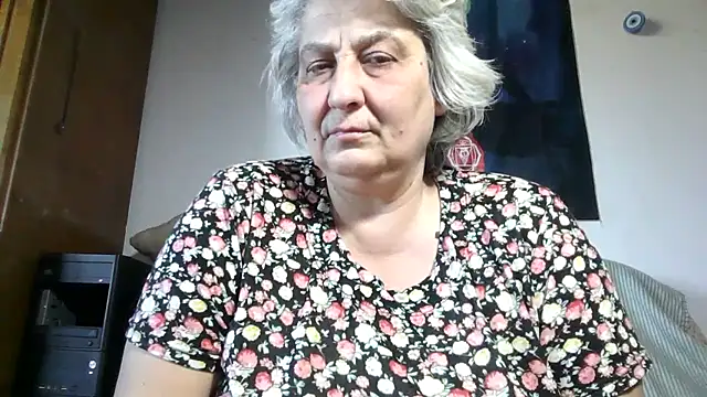 ExquisiteMature online show from May 3, 3:07 pm