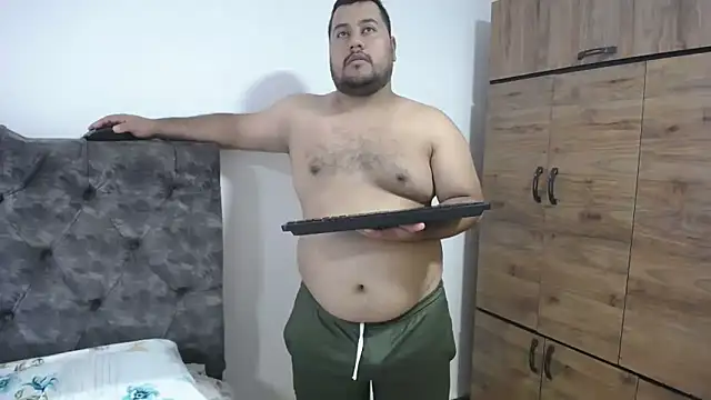 santi hothot online show from September 12, 7:14 pm