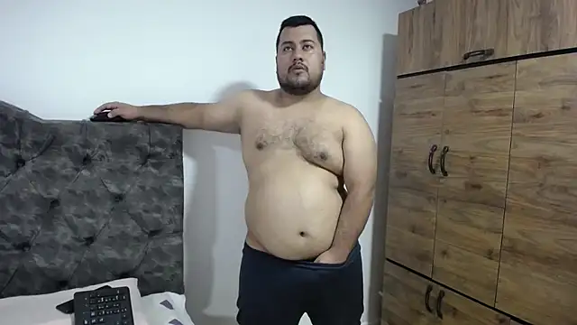 santi hothot online show from December 2, 7:42 pm