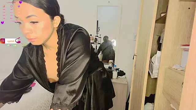 carolgaita online show from February 25, 10:03 am