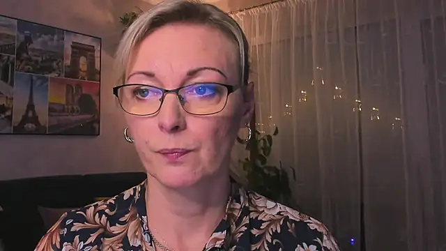 Snapshot of vanessa_chat chatting on December 15, 5:31 pm vanessa chat online show from December 15, 5:31 pm