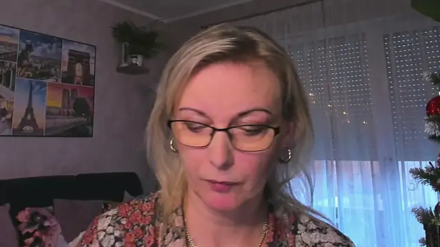 Snapshot of vanessa_chat chatting on January 9, 2:18 pm vanessa chat online show from January 9, 2:18 pm