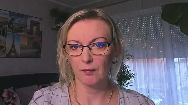 Snapshot of vanessa_chat chatting on January 13, 2:21 pm vanessa chat online show from January 13, 2:21 pm