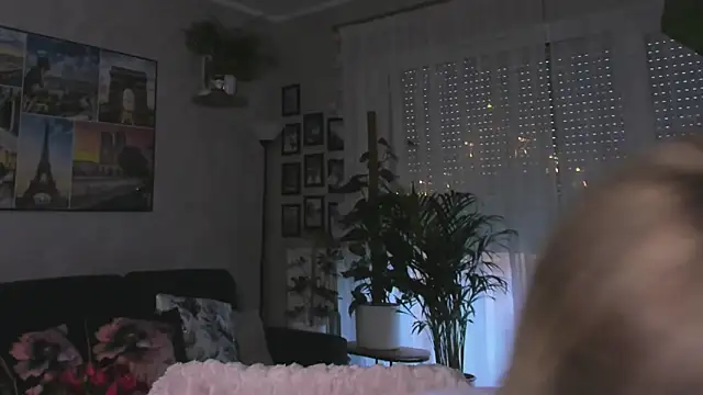 Snapshot of vanessa_chat chatting on January 15, 2:35 pm vanessa chat online show from January 15, 2:35 pm