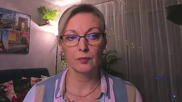 Snapshot of vanessa_chat chatting on January 21, 5:51 pm vanessa chat online show from January 21, 5:51 pm