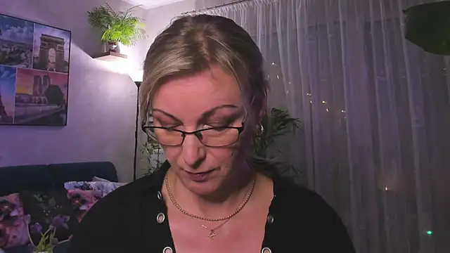 Snapshot of vanessa_chat chatting on January 22, 5:28 pm vanessa chat online show from January 22, 5:28 pm