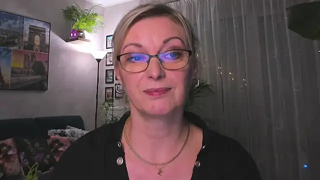 Snapshot of vanessa_chat chatting on January 22, 8:38 pm vanessa chat online show from January 22, 8:38 pm