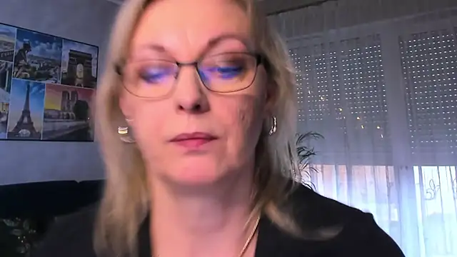 Snapshot of vanessa_chat chatting on January 27, 2:35 pm vanessa chat online show from January 27, 2:35 pm