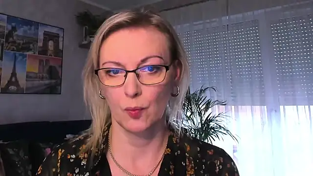 Snapshot of vanessa_chat chatting on January 29, 2:21 pm vanessa chat online show from January 29, 2:21 pm