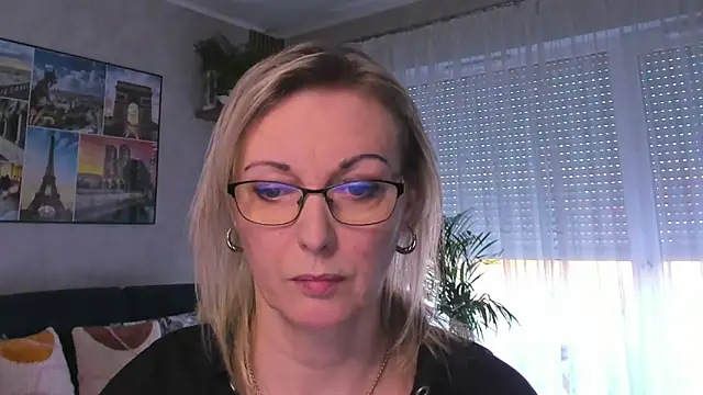 Snapshot of vanessa_chat chatting on February 10, 2:26 pm vanessa chat online show from February 10, 2:26 pm