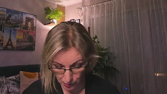 Snapshot of vanessa_chat chatting on February 11, 6:01 pm vanessa chat online show from February 11, 6:01 pm